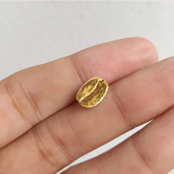 Pin Café Caturra en plata con baño de oro