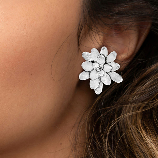 Aretes suculenta Lina en plata envejecida