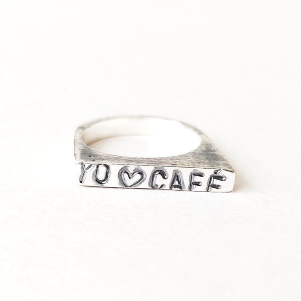 Anillo Yo <3 Café talla 6